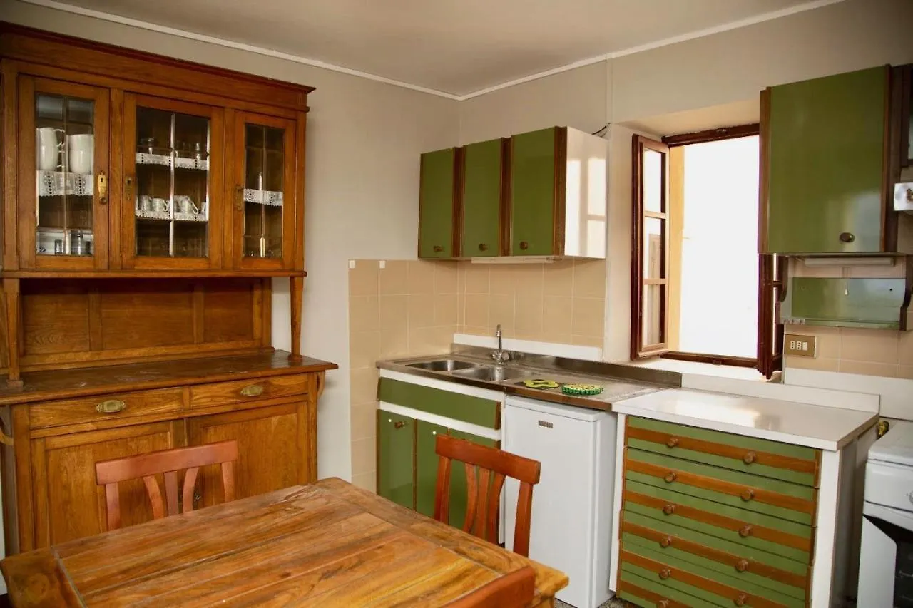 Contempora Apartments - Ca' Brenta Dudu San Fedele Intelvi Italy