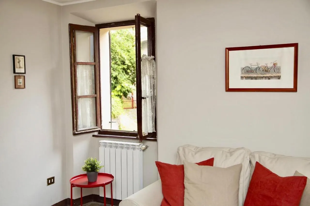 Contempora Apartments - Ca' Brenta Dudu San Fedele Intelvi 0*,